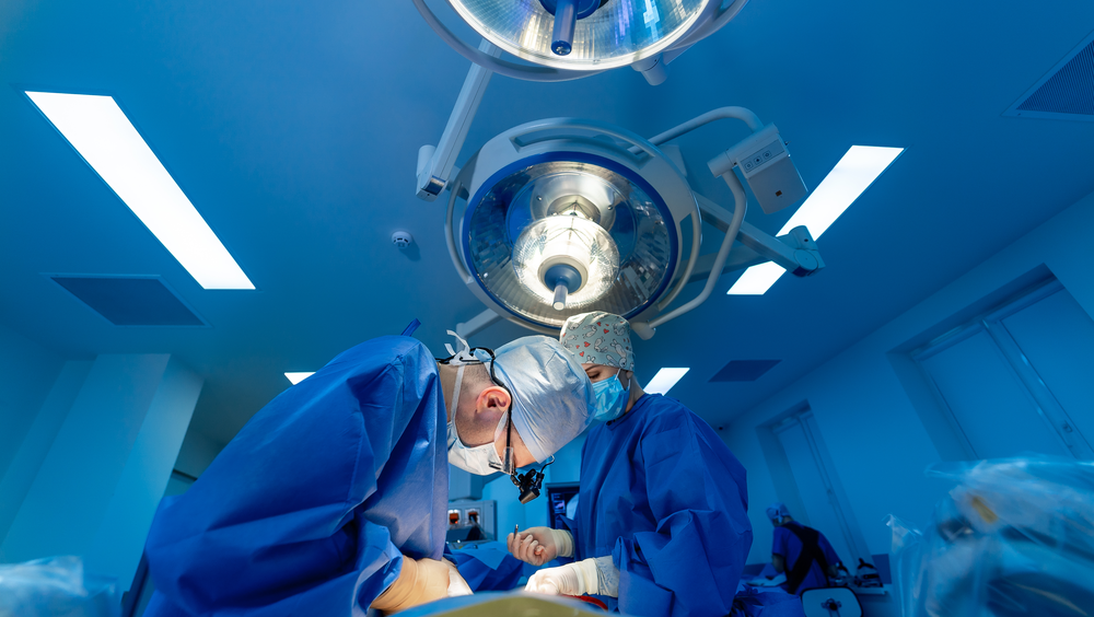 Διορθική Ενδοσκοπική Μικροχειρουργική (ΤΕΜ)-Tα συγκριτικά Πλεονεκτήματα της Ελάχιστα Επεμβατικής Τεχνικής